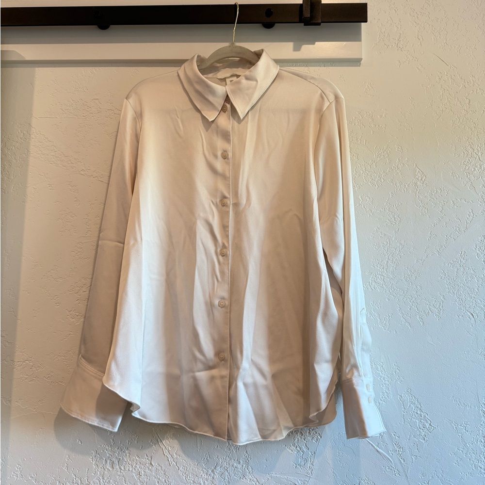 H&M Satin Cream Button Down Shirt Size Medium